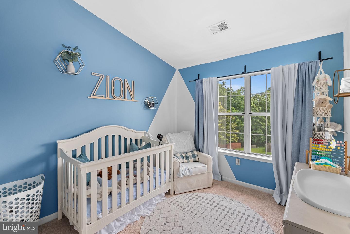 16836 CAPON TREE LN, WOODBRIDGE, Virginia 22191, 3 Bedrooms Bedrooms, ,3 BathroomsBathrooms,Residential,For sale,16836 CAPON TREE LN,VAPW2095796 MLS # VAPW2095796