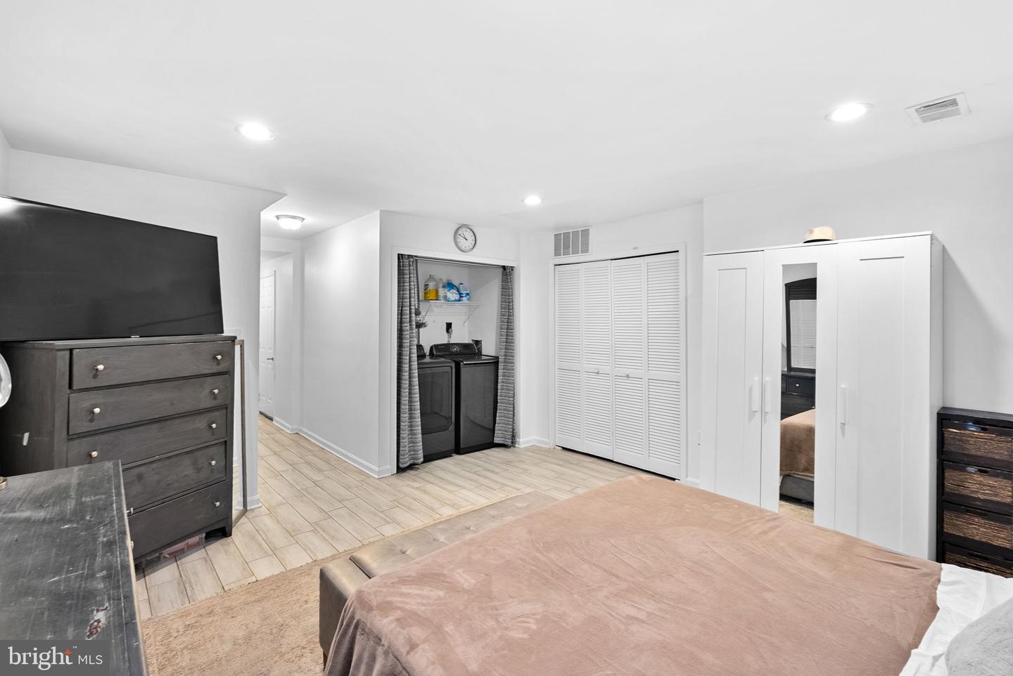 16836 CAPON TREE LN, WOODBRIDGE, Virginia 22191, 3 Bedrooms Bedrooms, ,3 BathroomsBathrooms,Residential,For sale,16836 CAPON TREE LN,VAPW2095796 MLS # VAPW2095796