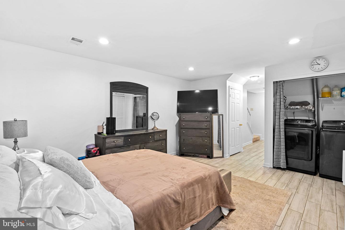 16836 CAPON TREE LN, WOODBRIDGE, Virginia 22191, 3 Bedrooms Bedrooms, ,3 BathroomsBathrooms,Residential,For sale,16836 CAPON TREE LN,VAPW2095796 MLS # VAPW2095796