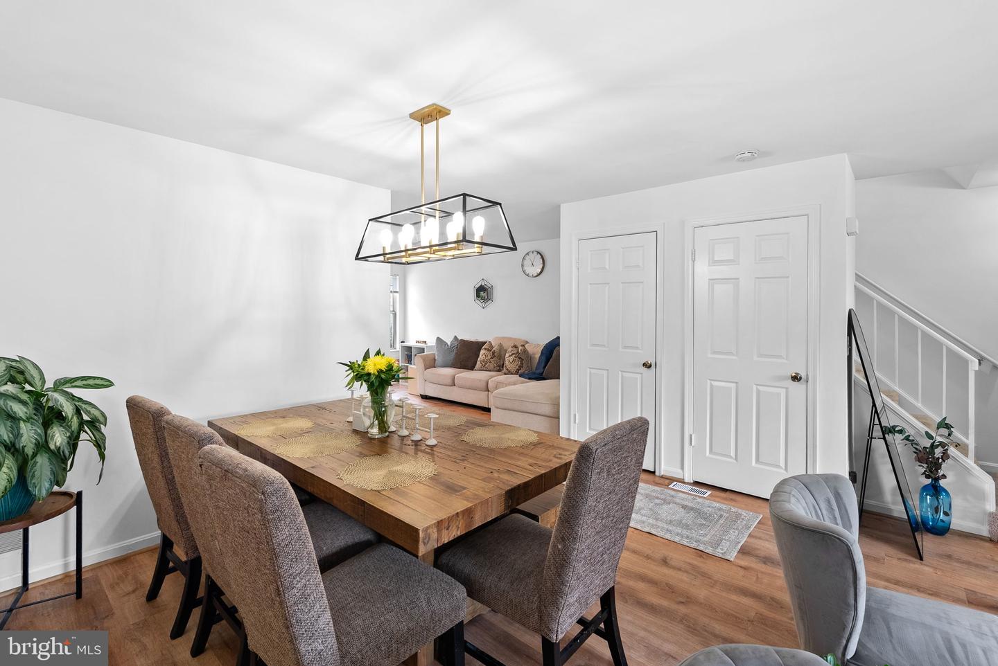 16836 CAPON TREE LN, WOODBRIDGE, Virginia 22191, 3 Bedrooms Bedrooms, ,3 BathroomsBathrooms,Residential,For sale,16836 CAPON TREE LN,VAPW2095796 MLS # VAPW2095796