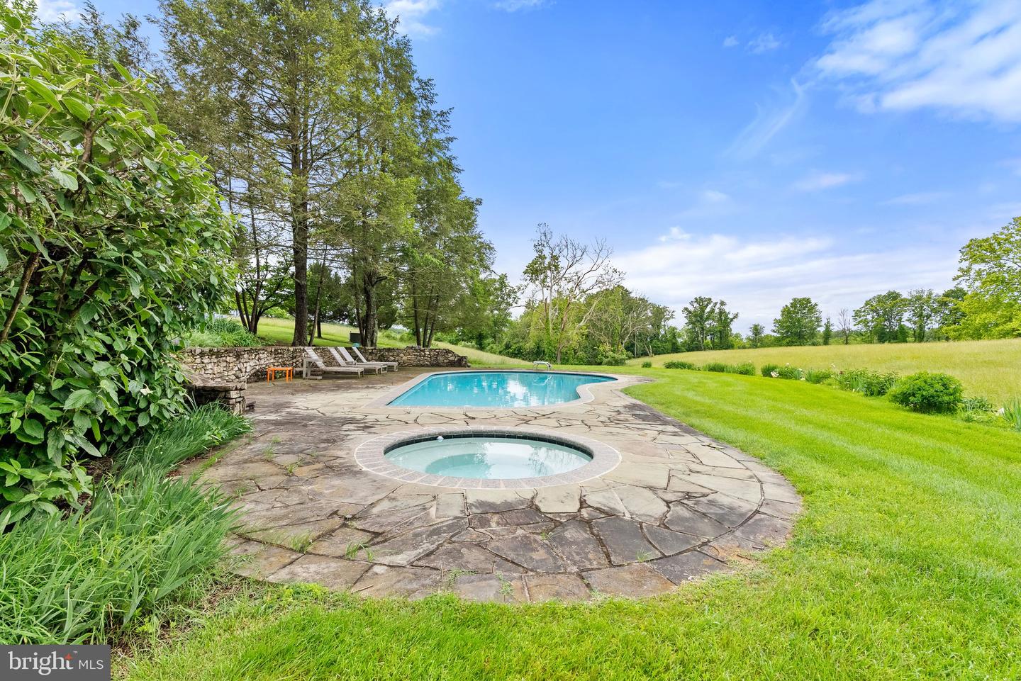 22693 ST LOUIS RD, MIDDLEBURG, Virginia 20117, 3 Bedrooms Bedrooms, ,3 BathroomsBathrooms,Residential,For sale,22693 ST LOUIS RD,VALO2098200 MLS # VALO2098200
