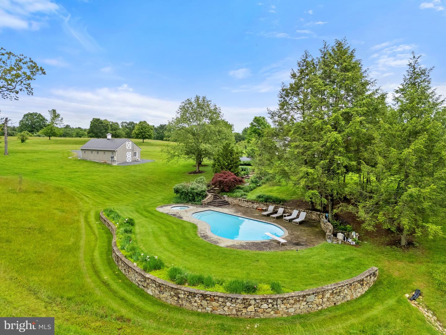 22693 ST LOUIS RD, MIDDLEBURG, Virginia 20117, 3 Bedrooms Bedrooms, ,3 BathroomsBathrooms,Residential,For sale,22693 ST LOUIS RD,VALO2098200 MLS # VALO2098200