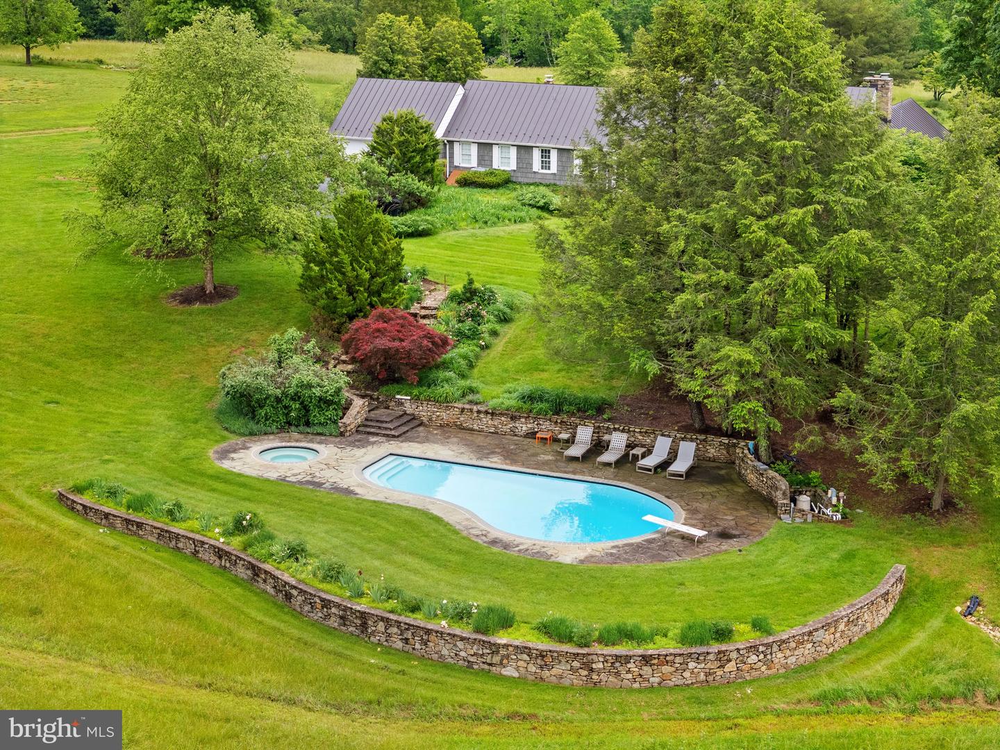 22693 ST LOUIS RD, MIDDLEBURG, Virginia 20117, 3 Bedrooms Bedrooms, ,3 BathroomsBathrooms,Residential,For sale,22693 ST LOUIS RD,VALO2098200 MLS # VALO2098200