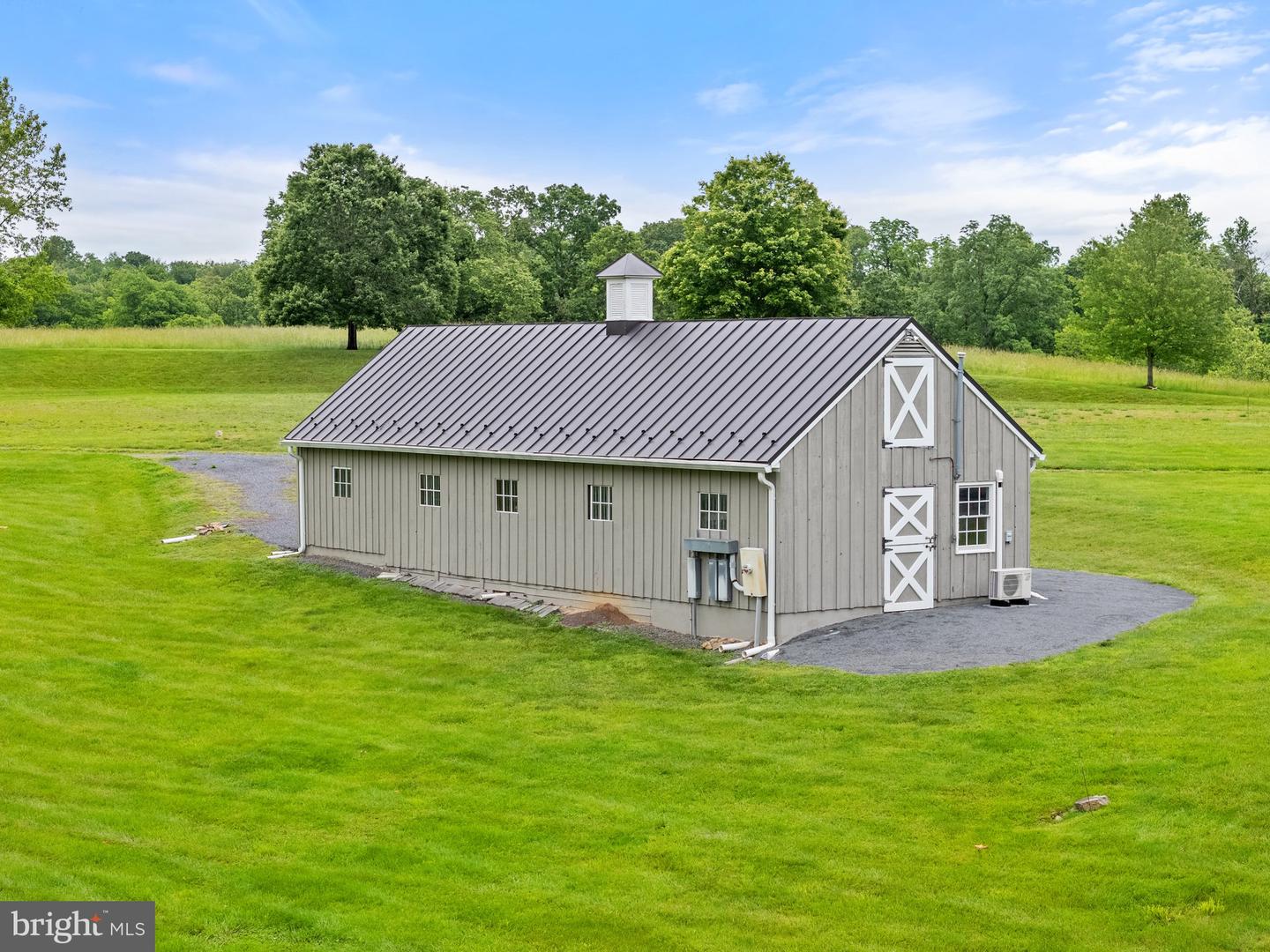 22693 ST LOUIS RD, MIDDLEBURG, Virginia 20117, 3 Bedrooms Bedrooms, ,3 BathroomsBathrooms,Residential,For sale,22693 ST LOUIS RD,VALO2098200 MLS # VALO2098200