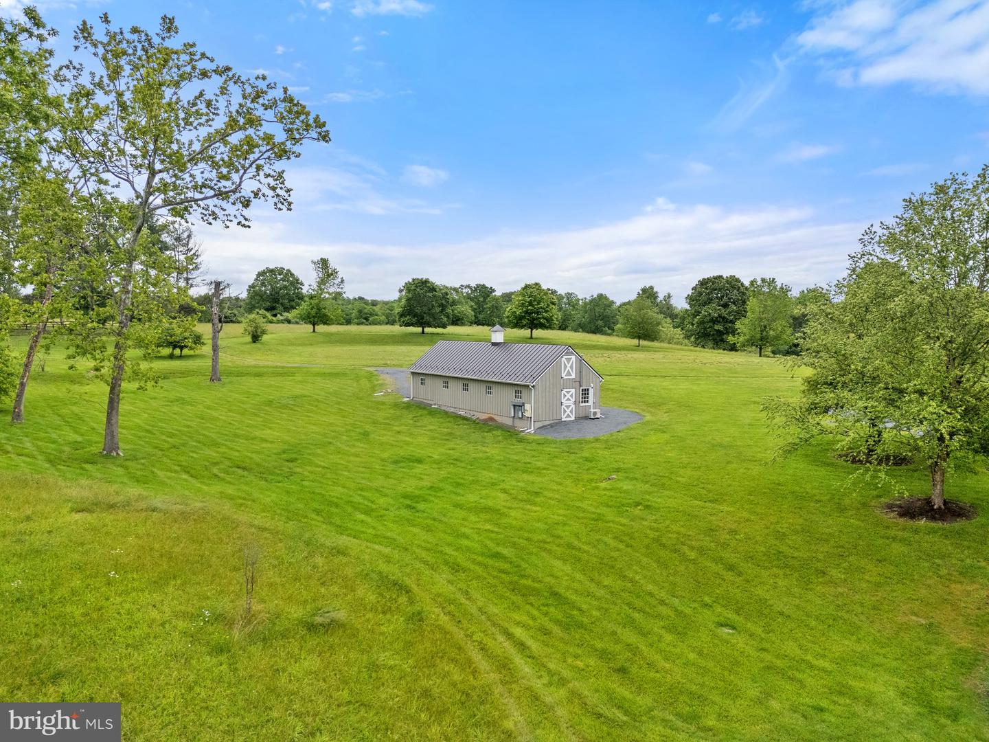 22693 ST LOUIS RD, MIDDLEBURG, Virginia 20117, 3 Bedrooms Bedrooms, ,3 BathroomsBathrooms,Residential,For sale,22693 ST LOUIS RD,VALO2098200 MLS # VALO2098200