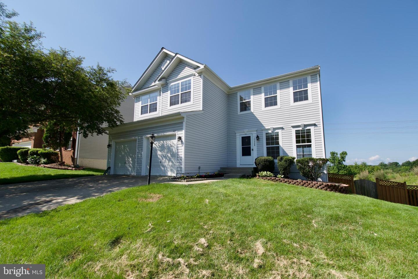 17528 OCTOBER GLORY LOOP, DUMFRIES, Virginia 22026, 4 Bedrooms Bedrooms, ,4 BathroomsBathrooms,Residential,For sale,17528 OCTOBER GLORY LOOP,VAPW2096102 MLS # VAPW2096102