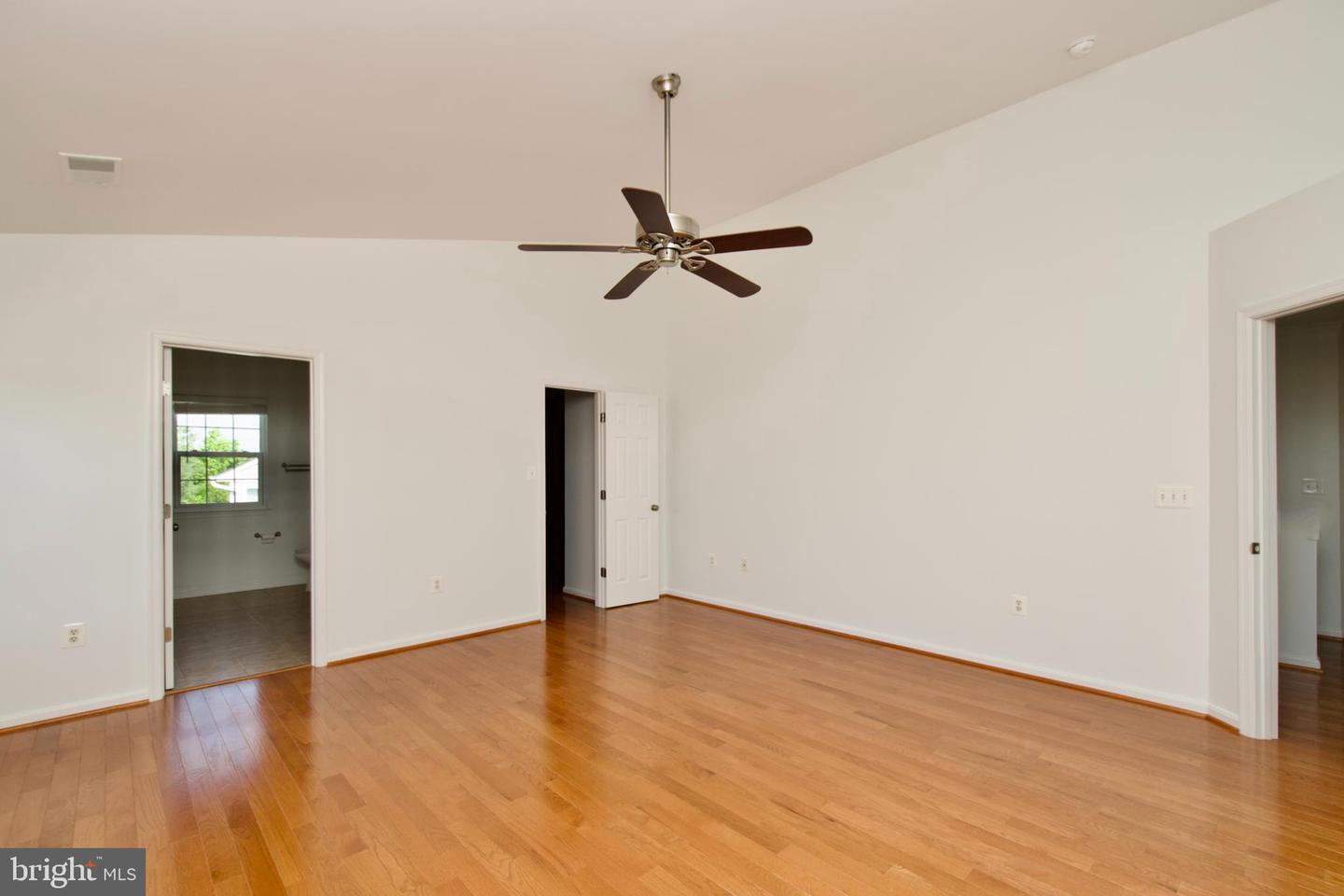 17528 OCTOBER GLORY LOOP, DUMFRIES, Virginia 22026, 4 Bedrooms Bedrooms, ,4 BathroomsBathrooms,Residential,For sale,17528 OCTOBER GLORY LOOP,VAPW2096102 MLS # VAPW2096102