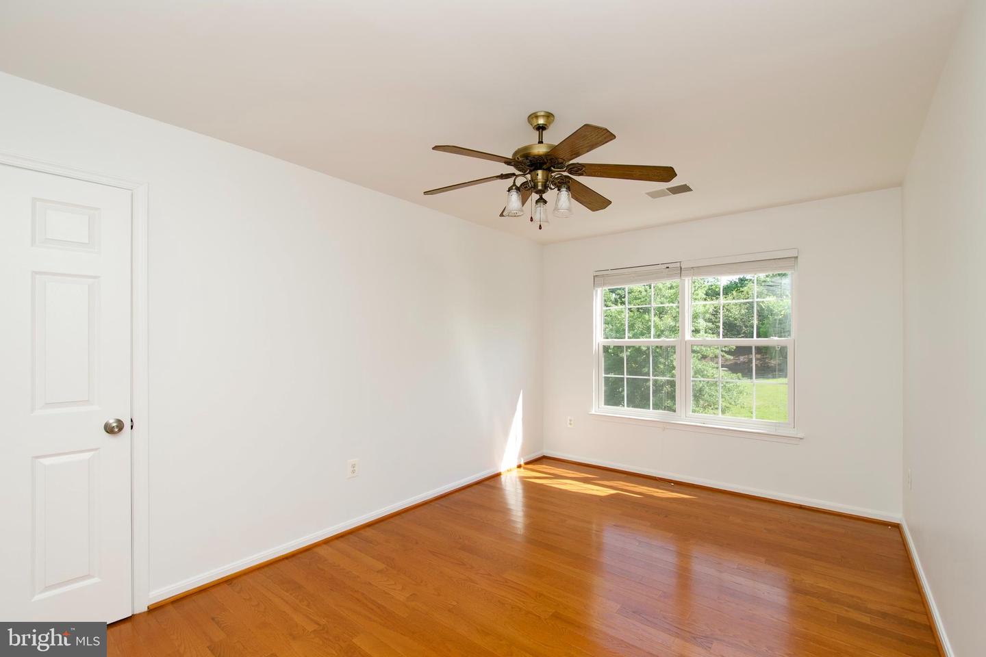 17528 OCTOBER GLORY LOOP, DUMFRIES, Virginia 22026, 4 Bedrooms Bedrooms, ,4 BathroomsBathrooms,Residential,For sale,17528 OCTOBER GLORY LOOP,VAPW2096102 MLS # VAPW2096102