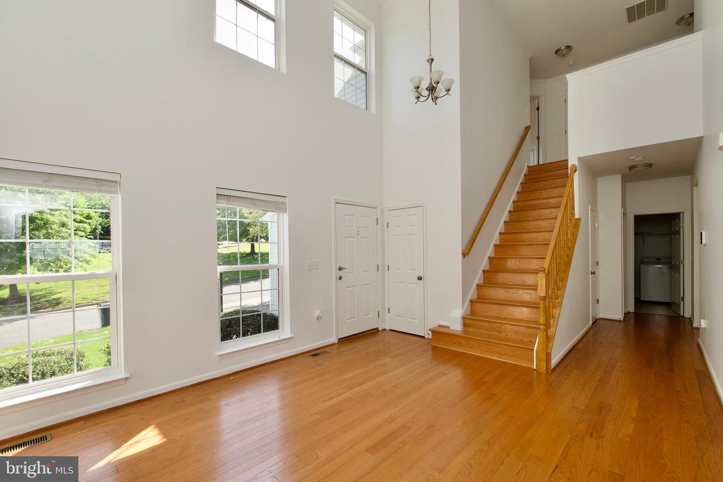 17528 OCTOBER GLORY LOOP, DUMFRIES, Virginia 22026, 4 Bedrooms Bedrooms, ,4 BathroomsBathrooms,Residential,For sale,17528 OCTOBER GLORY LOOP,VAPW2096102 MLS # VAPW2096102