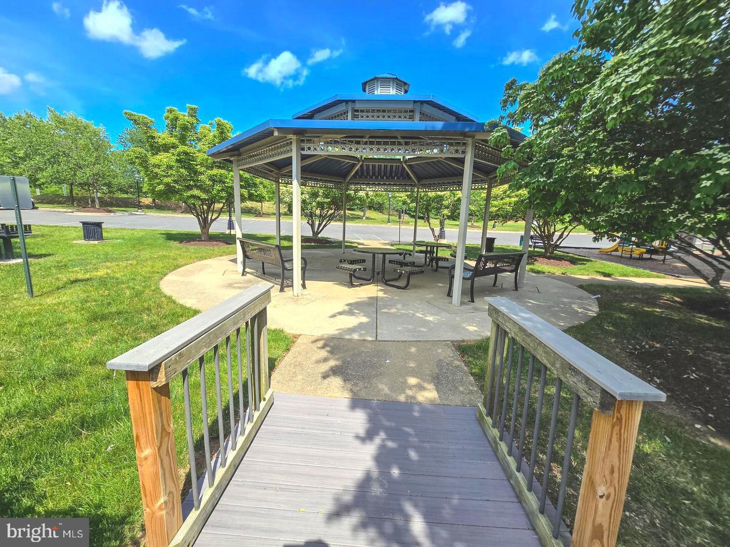 17528 OCTOBER GLORY LOOP, DUMFRIES, Virginia 22026, 4 Bedrooms Bedrooms, ,4 BathroomsBathrooms,Residential,For sale,17528 OCTOBER GLORY LOOP,VAPW2096102 MLS # VAPW2096102