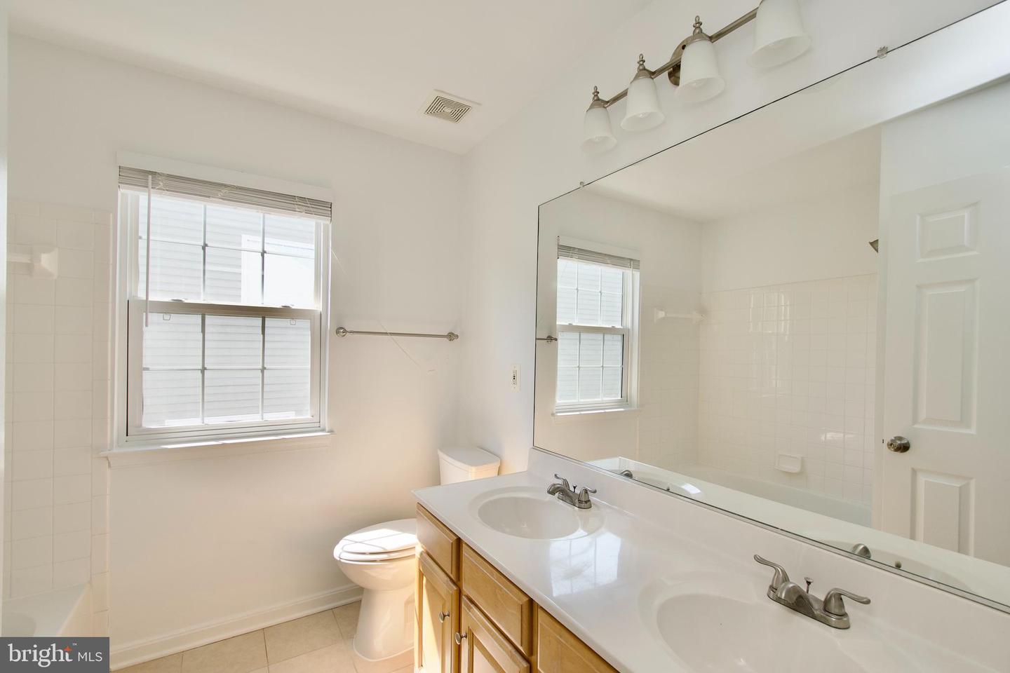 17528 OCTOBER GLORY LOOP, DUMFRIES, Virginia 22026, 4 Bedrooms Bedrooms, ,4 BathroomsBathrooms,Residential,For sale,17528 OCTOBER GLORY LOOP,VAPW2096102 MLS # VAPW2096102