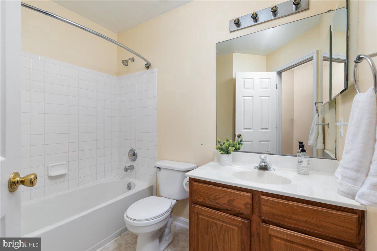 11131 KIRA CT, BEALETON, Virginia 22712, 4 Bedrooms Bedrooms, ,3 BathroomsBathrooms,Residential,For sale,11131 KIRA CT,VAFQ2016888 MLS # VAFQ2016888