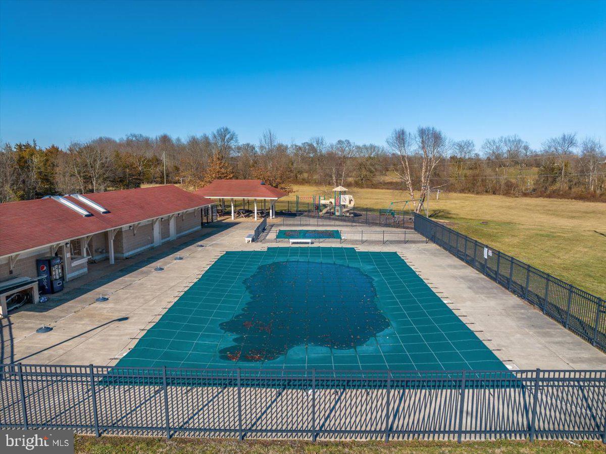 11131 KIRA CT, BEALETON, Virginia 22712, 4 Bedrooms Bedrooms, ,3 BathroomsBathrooms,Residential,For sale,11131 KIRA CT,VAFQ2016888 MLS # VAFQ2016888