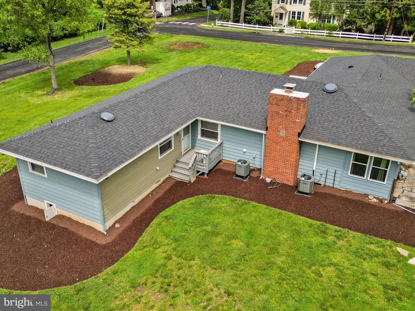 801 2ND ST, HERNDON, Virginia 20170, 5 Bedrooms Bedrooms, ,3 BathroomsBathrooms,Residential,For sale,801 2ND ST,VAFX2245000 MLS # VAFX2245000