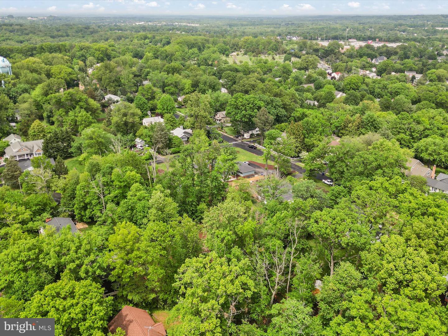 801 2ND ST, HERNDON, Virginia 20170, 5 Bedrooms Bedrooms, ,3 BathroomsBathrooms,Residential,For sale,801 2ND ST,VAFX2245000 MLS # VAFX2245000