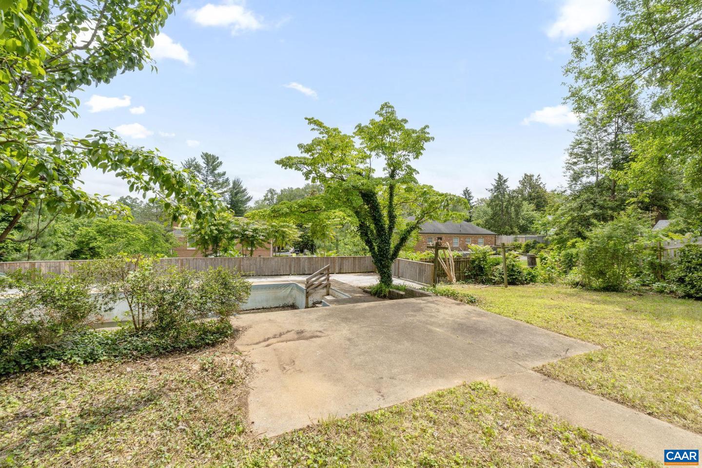 104 CHAUCER RD, CHARLOTTESVILLE, Virginia 22901, 4 Bedrooms Bedrooms, ,3 BathroomsBathrooms,Residential,For sale,104 CHAUCER RD,665301 MLS # 665301