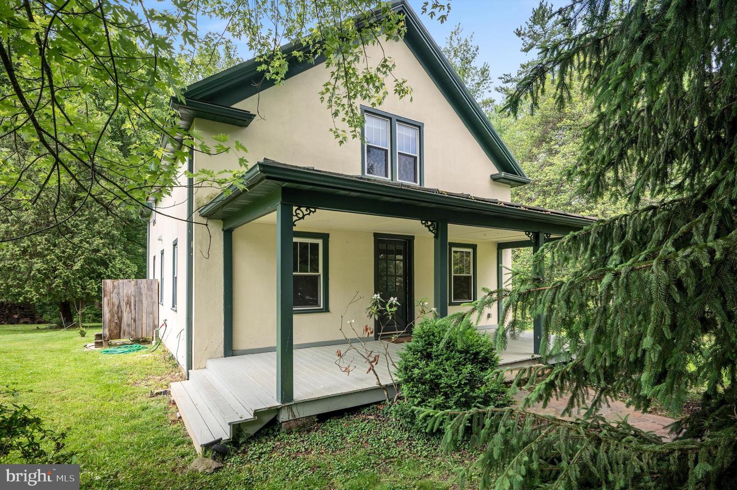 616 PINE GROVE RD, BLUEMONT, Virginia 20135, 3 Bedrooms Bedrooms, ,2 BathroomsBathrooms,Residential,For sale,616 PINE GROVE RD,VACL2003794 MLS # VACL2003794