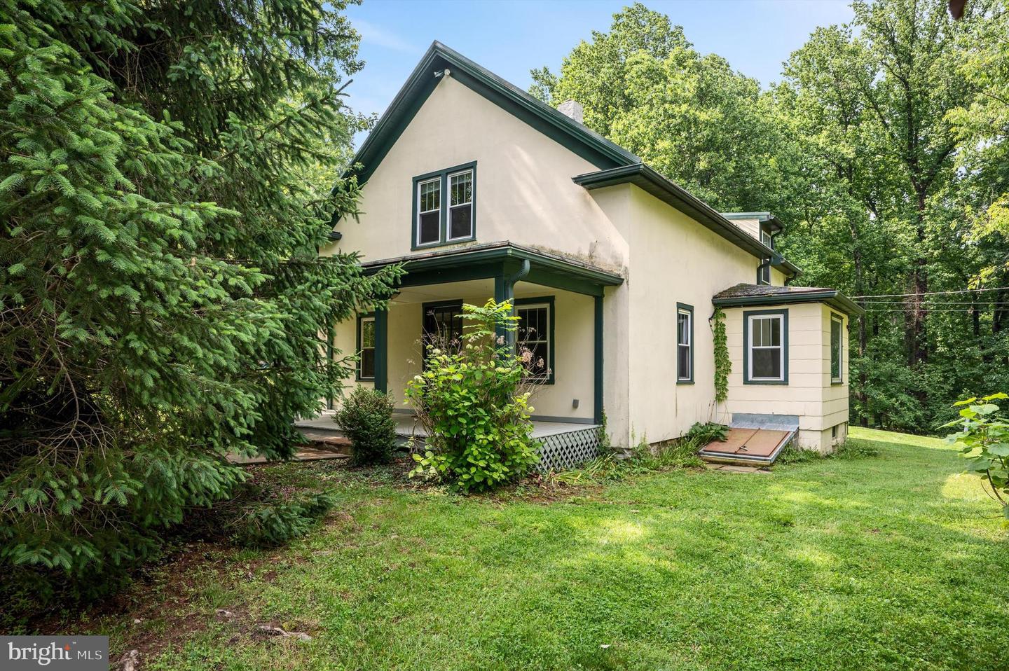 616 PINE GROVE RD, BLUEMONT, Virginia 20135, 3 Bedrooms Bedrooms, ,2 BathroomsBathrooms,Residential,For sale,616 PINE GROVE RD,VACL2003794 MLS # VACL2003794