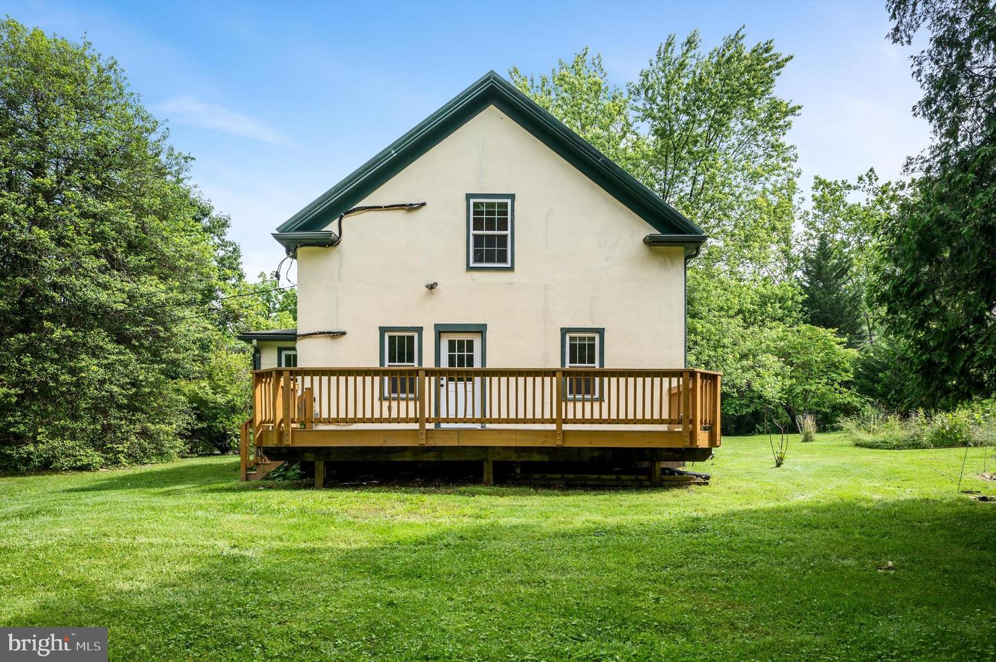 616 PINE GROVE RD, BLUEMONT, Virginia 20135, 3 Bedrooms Bedrooms, ,2 BathroomsBathrooms,Residential,For sale,616 PINE GROVE RD,VACL2003794 MLS # VACL2003794