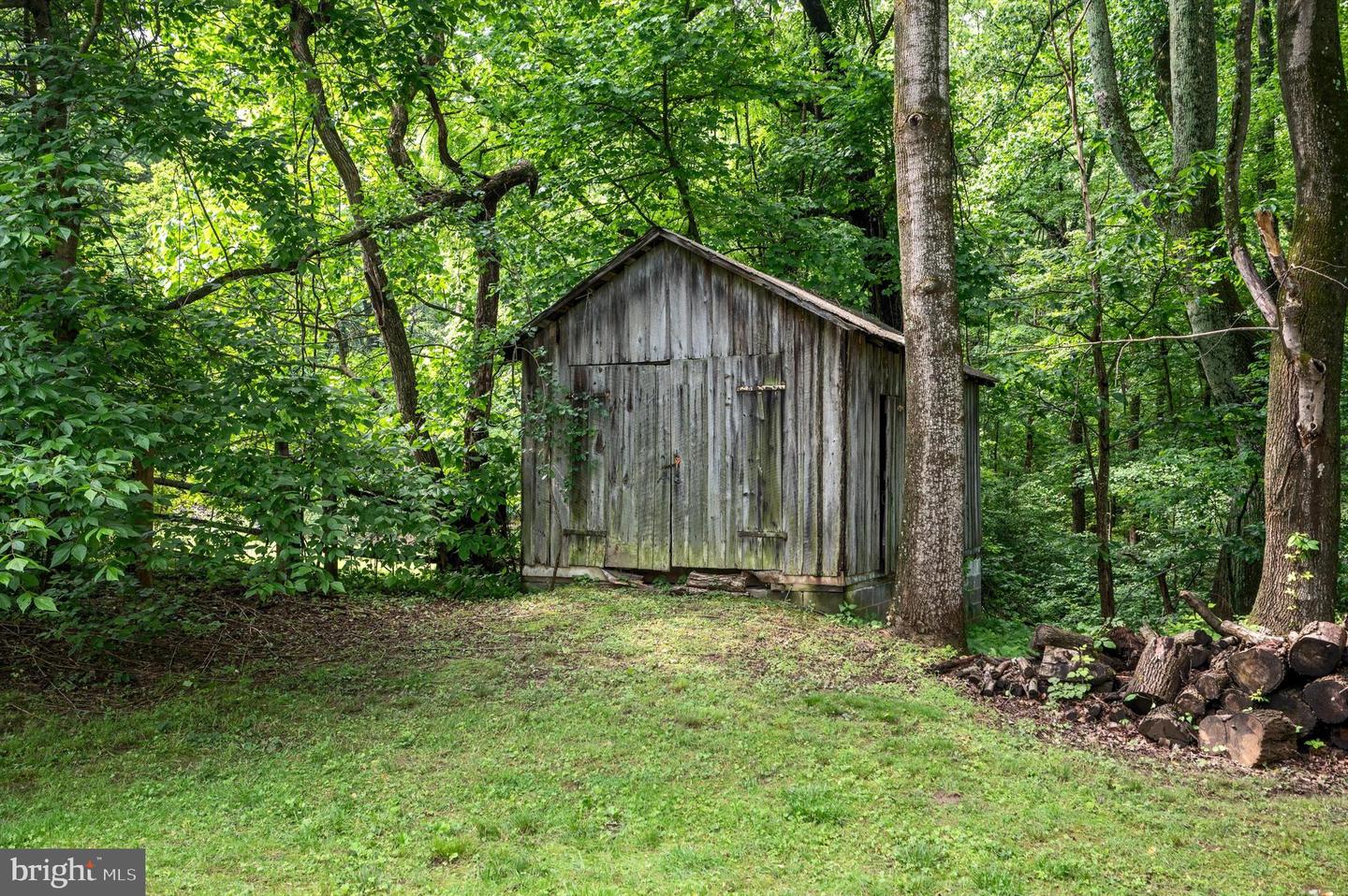 616 PINE GROVE RD, BLUEMONT, Virginia 20135, 3 Bedrooms Bedrooms, ,2 BathroomsBathrooms,Residential,For sale,616 PINE GROVE RD,VACL2003794 MLS # VACL2003794