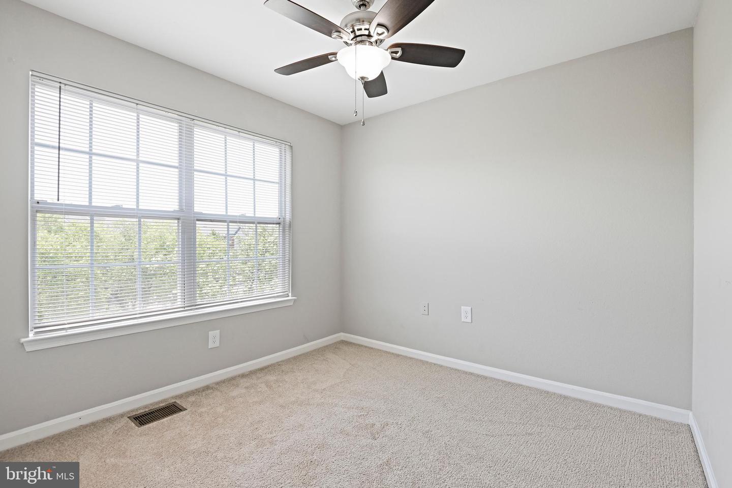 13116 MARCEY CREEK RD #13116, HERNDON, Virginia 20171, 3 Bedrooms Bedrooms, ,1 BathroomBathrooms,Residential,For sale,13116 MARCEY CREEK RD #13116,VAFX2244368 MLS # VAFX2244368