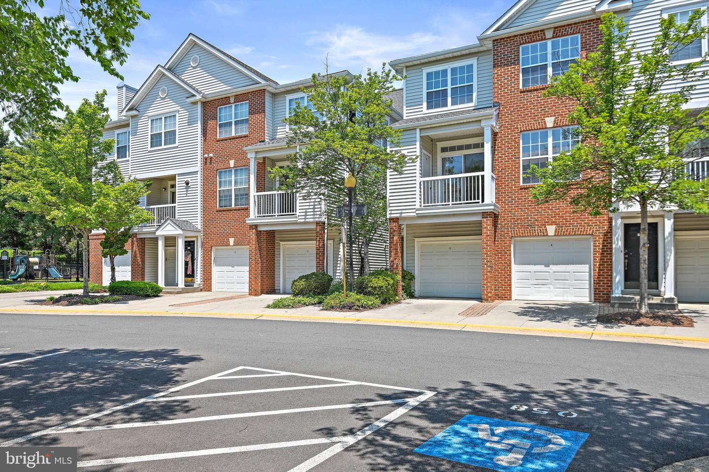 13116 MARCEY CREEK RD #13116, HERNDON, Virginia 20171, 3 Bedrooms Bedrooms, ,1 BathroomBathrooms,Residential,For sale,13116 MARCEY CREEK RD #13116,VAFX2244368 MLS # VAFX2244368