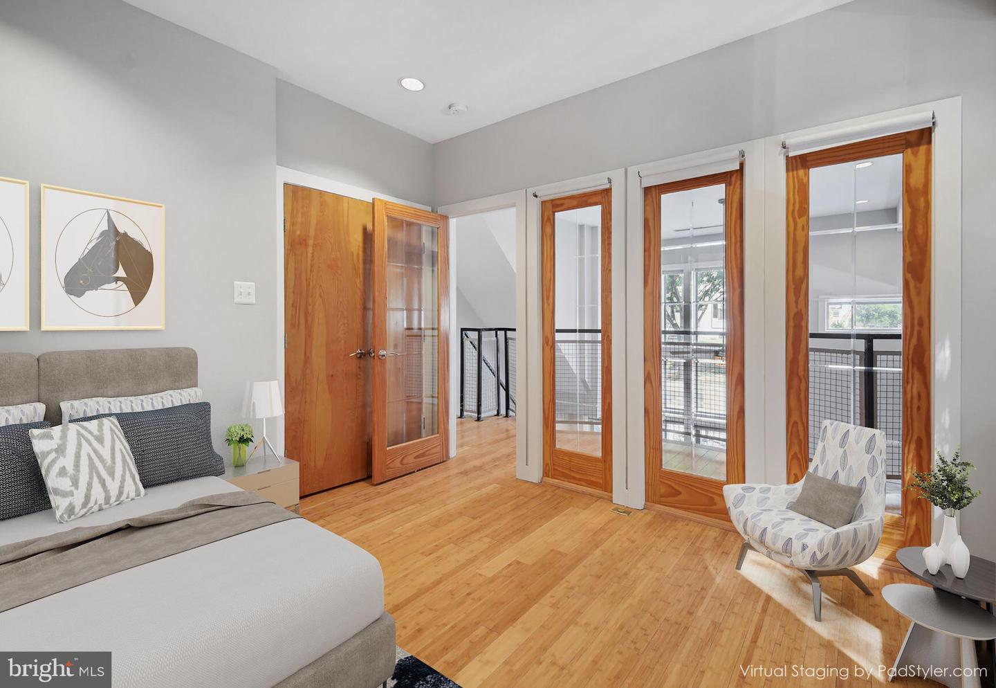 241 R ST NE #A, WASHINGTON, District Of Columbia 20002, 3 Bedrooms Bedrooms, ,2 BathroomsBathrooms,Residential,For sale,241 R ST NE #A,DCDC2203304 MLS # DCDC2203304