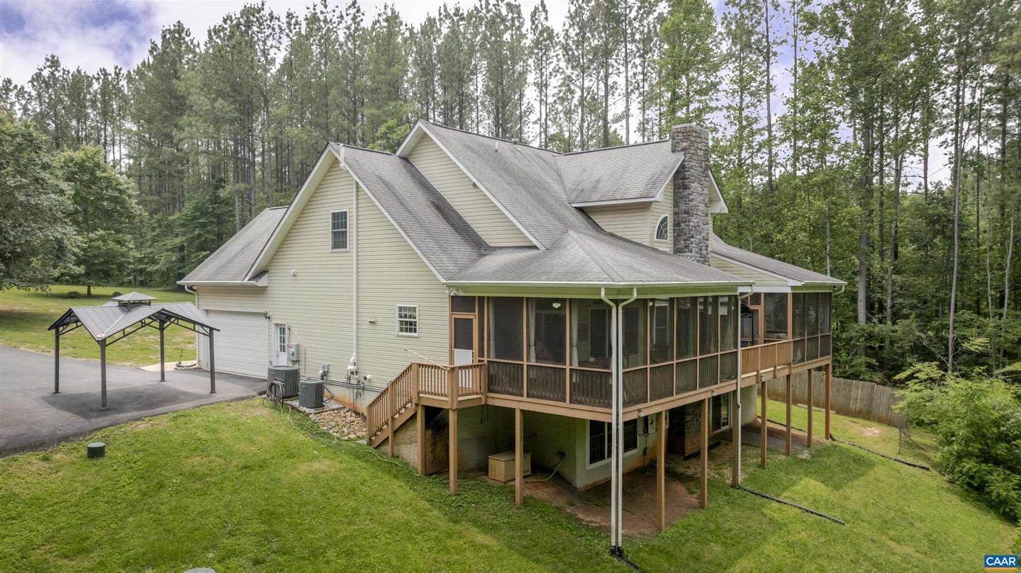 94 MAY LN, LOUISA, Virginia 23093, 4 Bedrooms Bedrooms, ,3 BathroomsBathrooms,Residential,For sale,94 MAY LN,665178 MLS # 665178