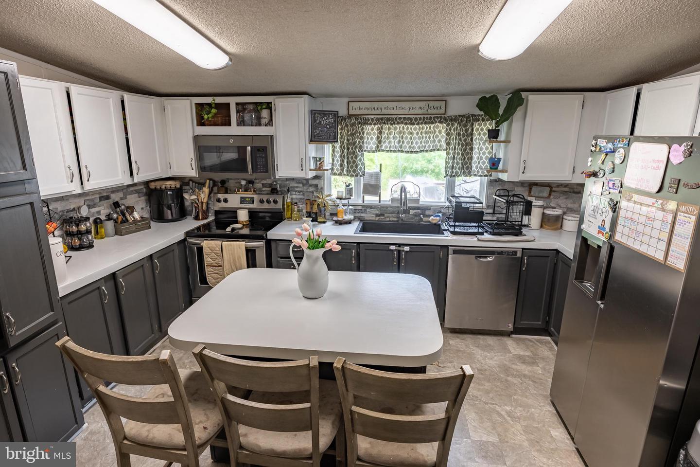 10452 WILHOITS MILL RD, BARBOURSVILLE, Virginia 22923, 4 Bedrooms Bedrooms, 10 Rooms Rooms,2 BathroomsBathrooms,Residential,For sale,10452 WILHOITS MILL RD,VAGR2000722 MLS # VAGR2000722