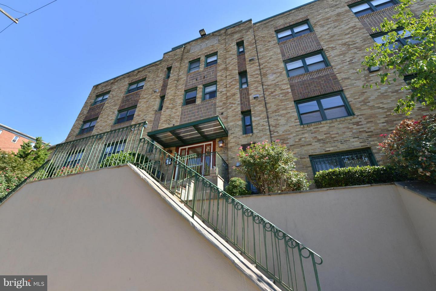 2615 4TH ST NE #202, WASHINGTON, District Of Columbia 20002, 1 Bedroom Bedrooms, ,1 BathroomBathrooms,Residential,For sale,2615 4TH ST NE #202,DCDC2203862 MLS # DCDC2203862