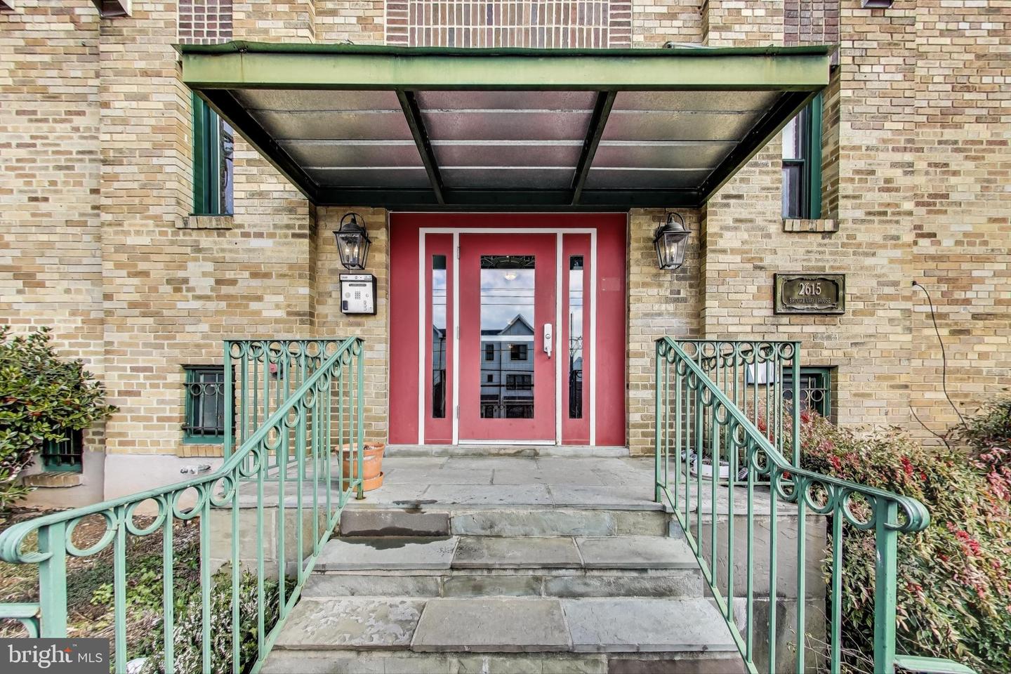 2615 4TH ST NE #202, WASHINGTON, District Of Columbia 20002, 1 Bedroom Bedrooms, ,1 BathroomBathrooms,Residential,For sale,2615 4TH ST NE #202,DCDC2203862 MLS # DCDC2203862