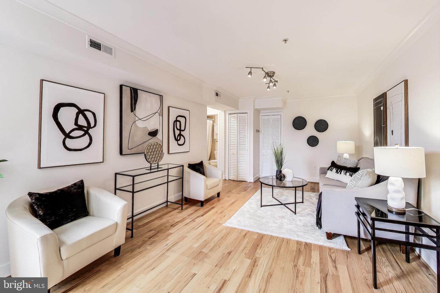 2615 4TH ST NE #202, WASHINGTON, District Of Columbia 20002, 1 Bedroom Bedrooms, ,1 BathroomBathrooms,Residential,For sale,2615 4TH ST NE #202,DCDC2203862 MLS # DCDC2203862