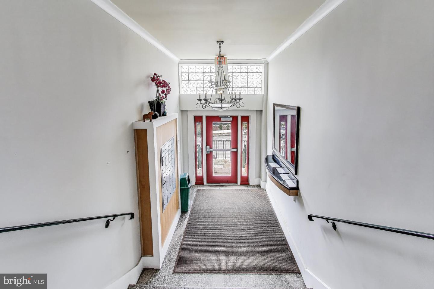 2615 4TH ST NE #202, WASHINGTON, District Of Columbia 20002, 1 Bedroom Bedrooms, ,1 BathroomBathrooms,Residential,For sale,2615 4TH ST NE #202,DCDC2203862 MLS # DCDC2203862