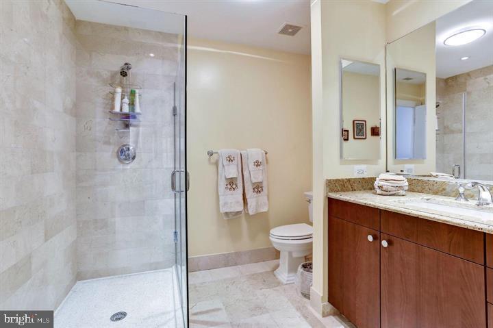 2425 L ST NW #623, WASHINGTON, District Of Columbia 20037, 3 Bedrooms Bedrooms, ,2 BathroomsBathrooms,Residential,For sale,2425 L ST NW #623,DCDC2203074 MLS # DCDC2203074