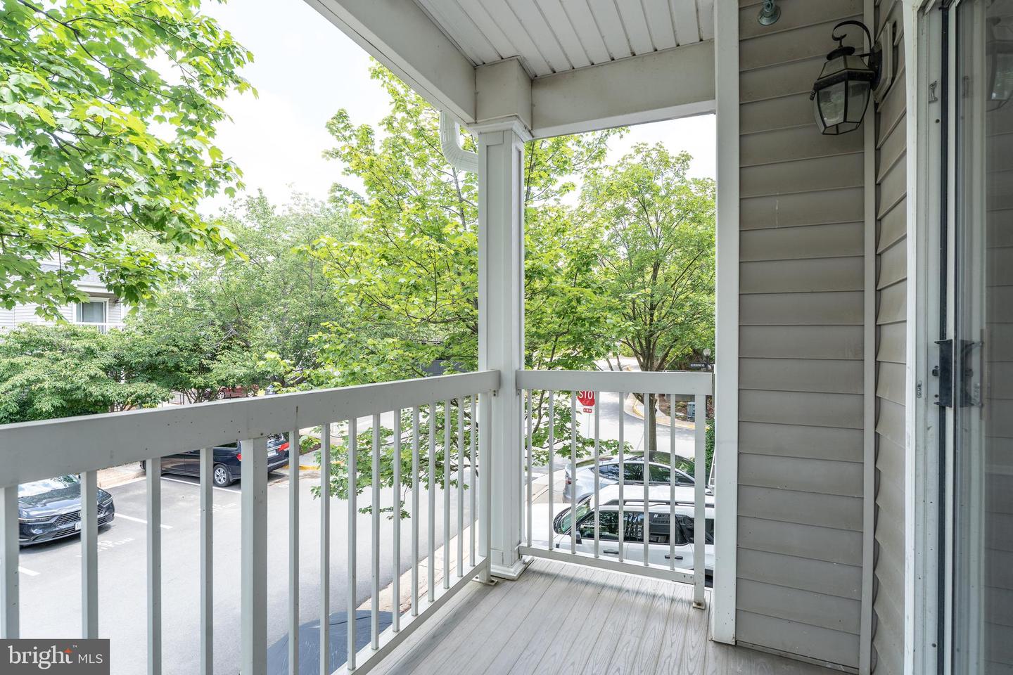 4618 SUPERIOR SQ #4618, FAIRFAX, Virginia 22033, 2 Bedrooms Bedrooms, ,2 BathroomsBathrooms,Residential,For sale,4618 SUPERIOR SQ #4618,VAFX2244322 MLS # VAFX2244322
