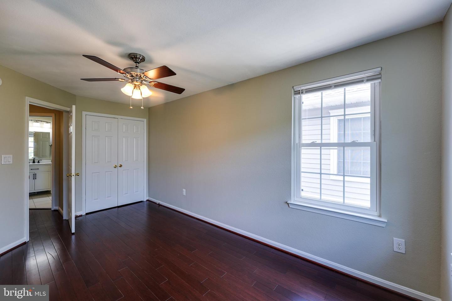 4618 SUPERIOR SQ #4618, FAIRFAX, Virginia 22033, 2 Bedrooms Bedrooms, ,2 BathroomsBathrooms,Residential,For sale,4618 SUPERIOR SQ #4618,VAFX2244322 MLS # VAFX2244322