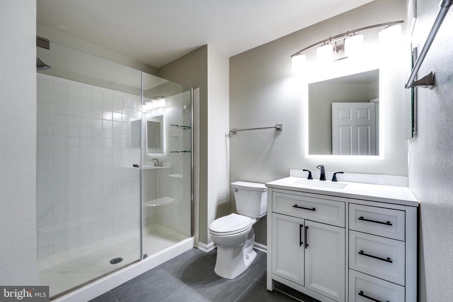 4618 SUPERIOR SQ #4618, FAIRFAX, Virginia 22033, 2 Bedrooms Bedrooms, ,2 BathroomsBathrooms,Residential,For sale,4618 SUPERIOR SQ #4618,VAFX2244322 MLS # VAFX2244322