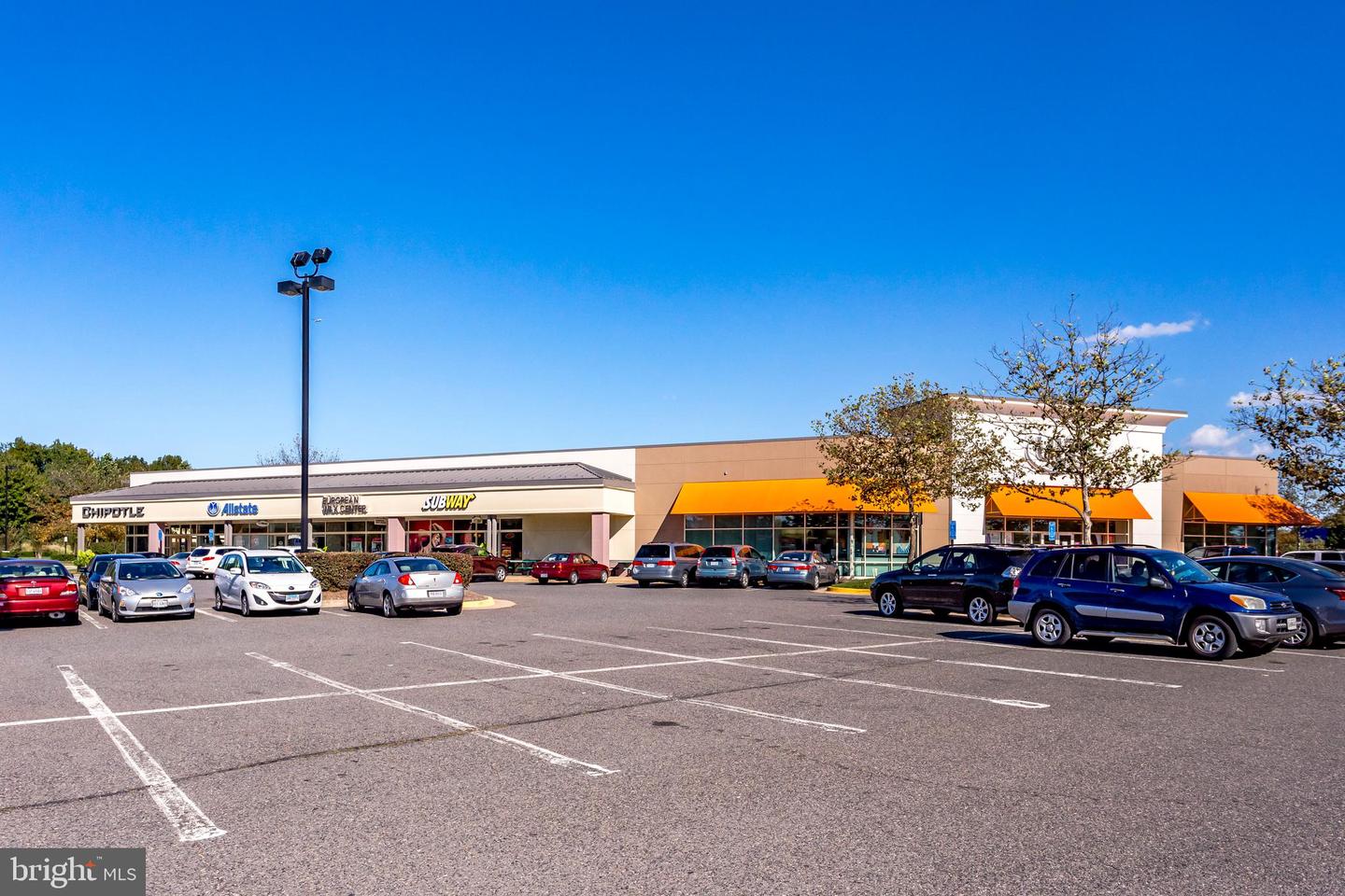 4618 SUPERIOR SQ #4618, FAIRFAX, Virginia 22033, 2 Bedrooms Bedrooms, ,2 BathroomsBathrooms,Residential,For sale,4618 SUPERIOR SQ #4618,VAFX2244322 MLS # VAFX2244322