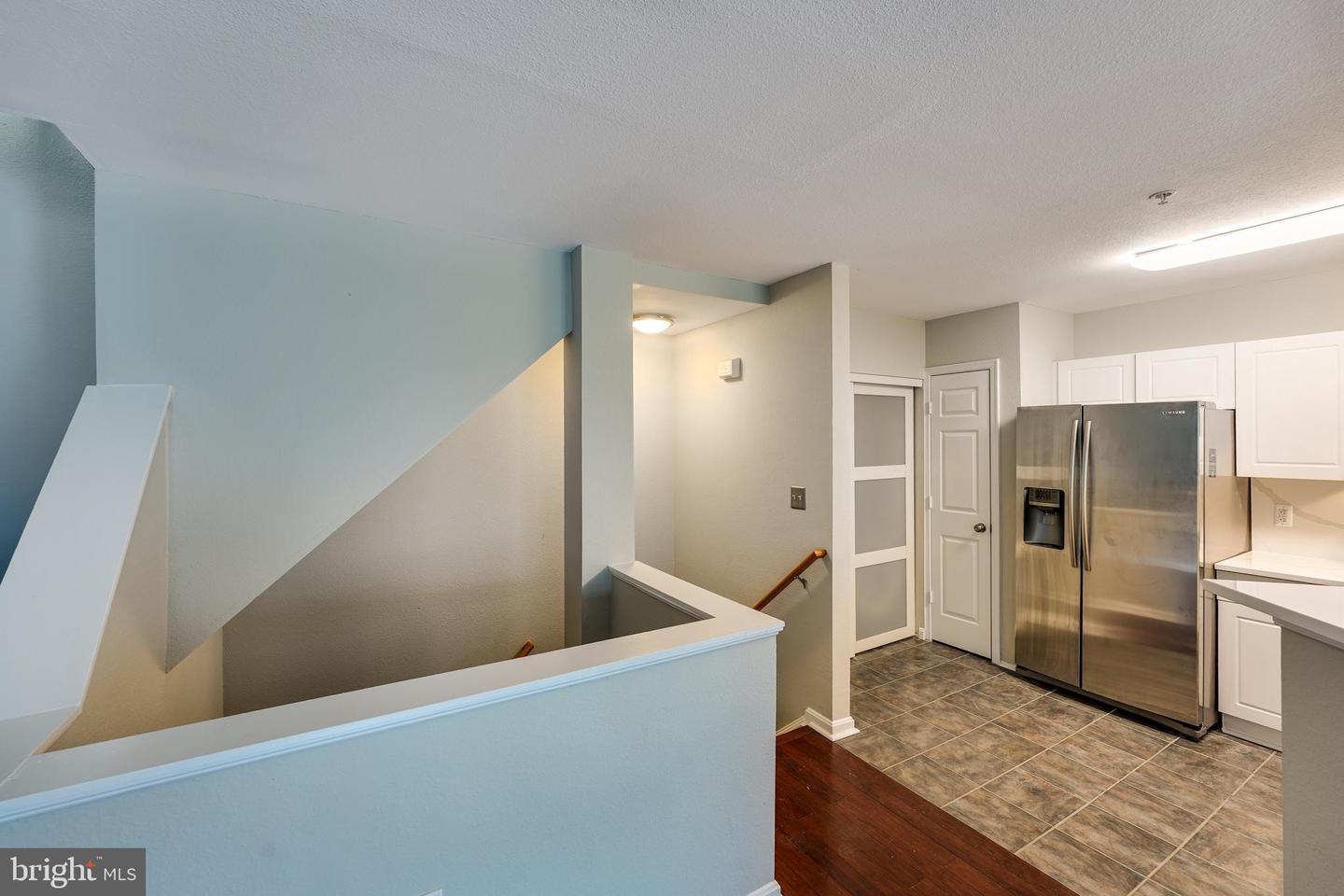 4618 SUPERIOR SQ #4618, FAIRFAX, Virginia 22033, 2 Bedrooms Bedrooms, ,2 BathroomsBathrooms,Residential,For sale,4618 SUPERIOR SQ #4618,VAFX2244322 MLS # VAFX2244322