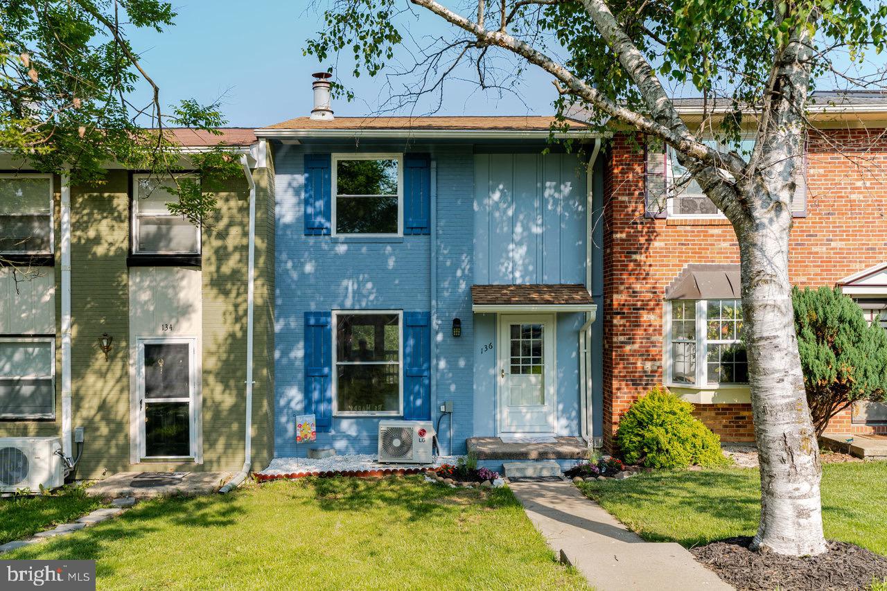 136 ATLANTIC AVE, BROADWAY, Virginia 22815, 2 Bedrooms Bedrooms, ,1 BathroomBathrooms,Residential,For sale,136 ATLANTIC AVE,VARO2002346 MLS # VARO2002346
