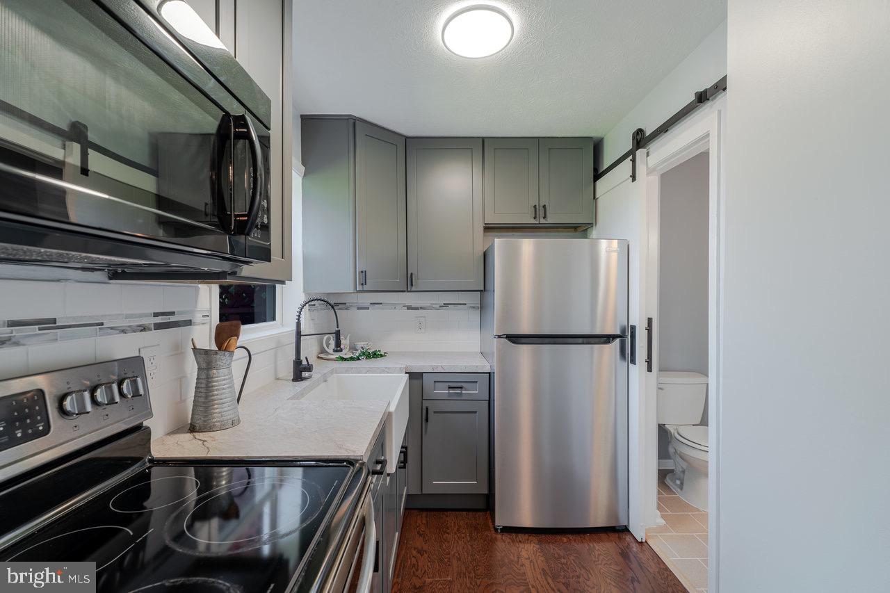 136 ATLANTIC AVE, BROADWAY, Virginia 22815, 2 Bedrooms Bedrooms, ,1 BathroomBathrooms,Residential,For sale,136 ATLANTIC AVE,VARO2002346 MLS # VARO2002346