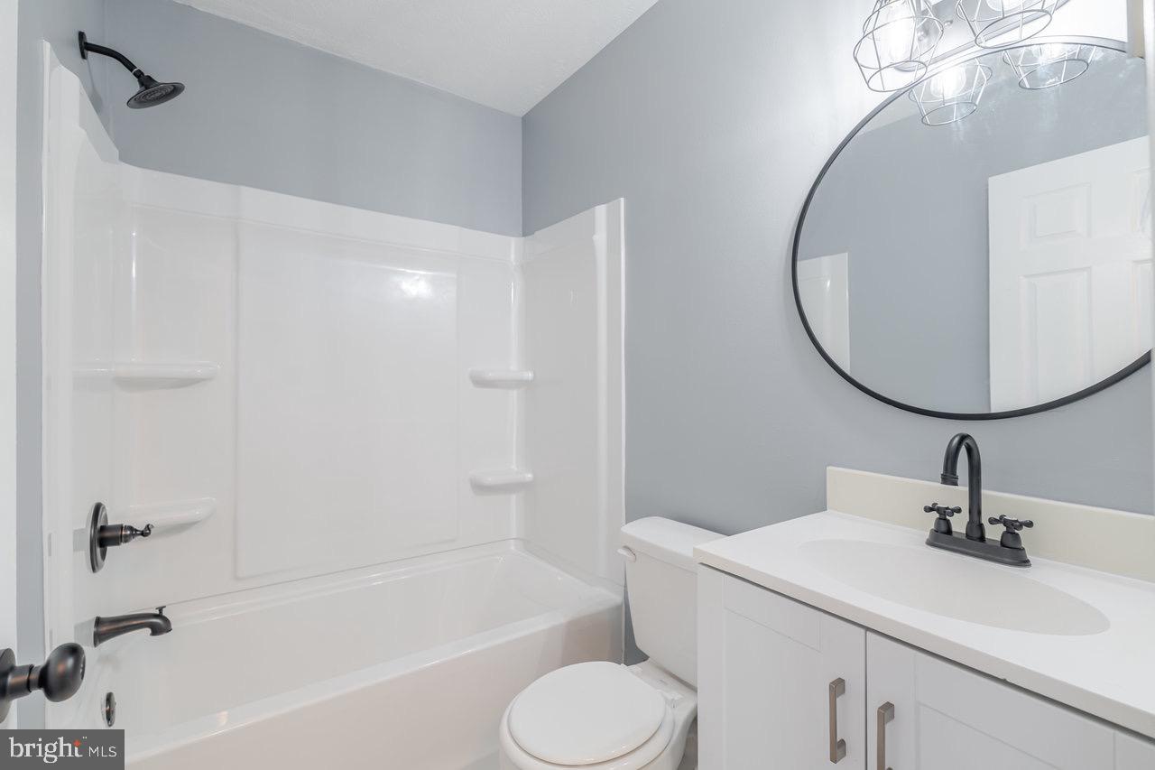 136 ATLANTIC AVE, BROADWAY, Virginia 22815, 2 Bedrooms Bedrooms, ,1 BathroomBathrooms,Residential,For sale,136 ATLANTIC AVE,VARO2002346 MLS # VARO2002346