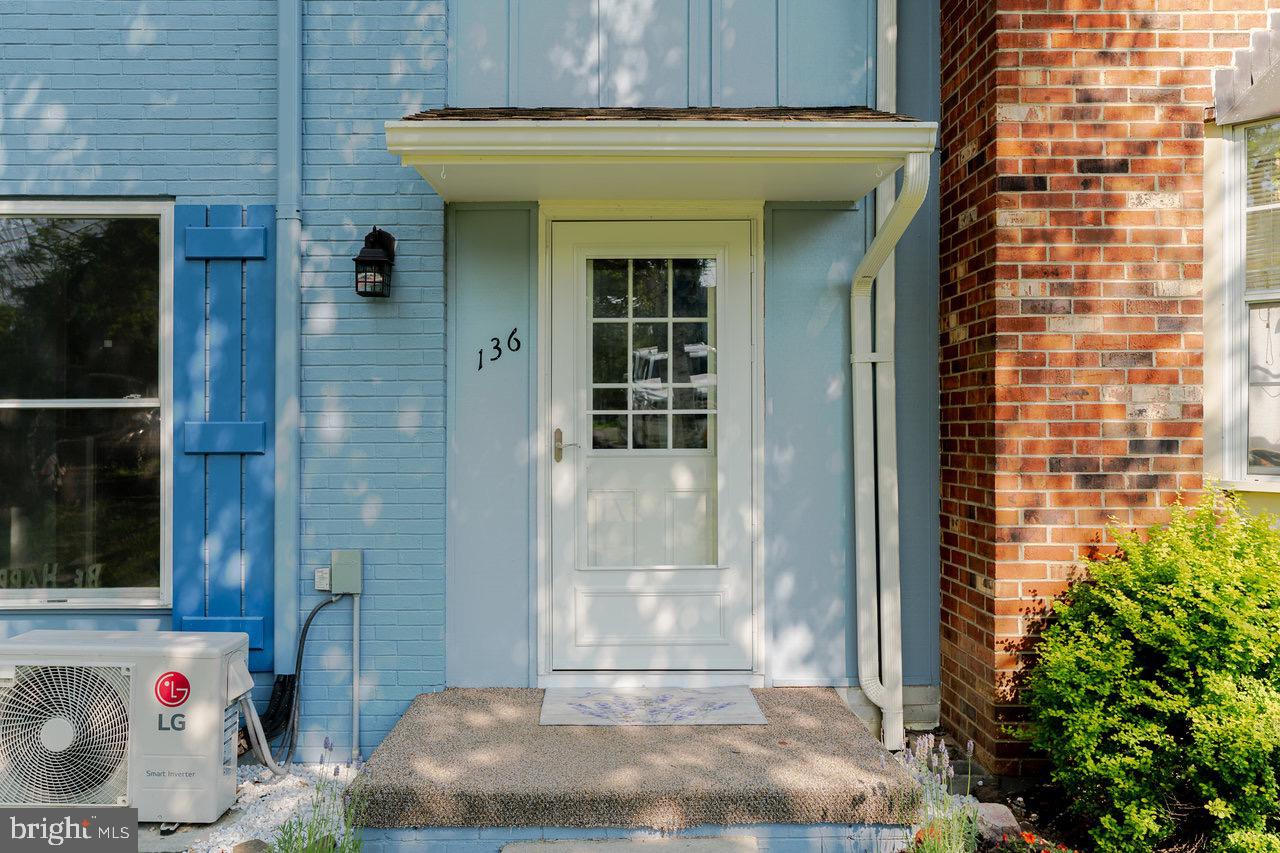 136 ATLANTIC AVE, BROADWAY, Virginia 22815, 2 Bedrooms Bedrooms, ,1 BathroomBathrooms,Residential,For sale,136 ATLANTIC AVE,VARO2002346 MLS # VARO2002346