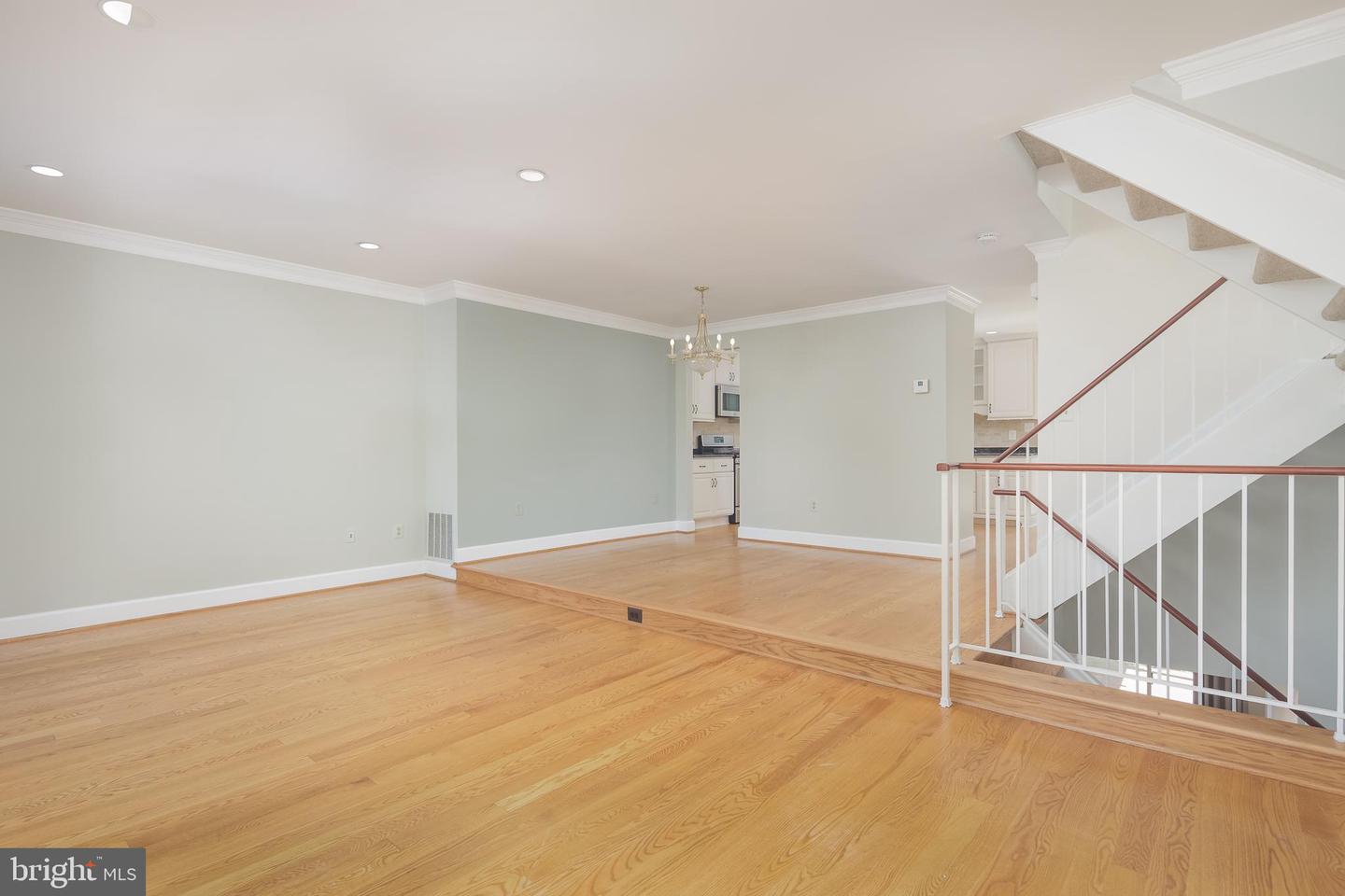 7710 ASTERELLA CT, SPRINGFIELD, Virginia 22152, 3 Bedrooms Bedrooms, ,3 BathroomsBathrooms,Residential,For sale,7710 ASTERELLA CT,VAFX2245154 MLS # VAFX2245154