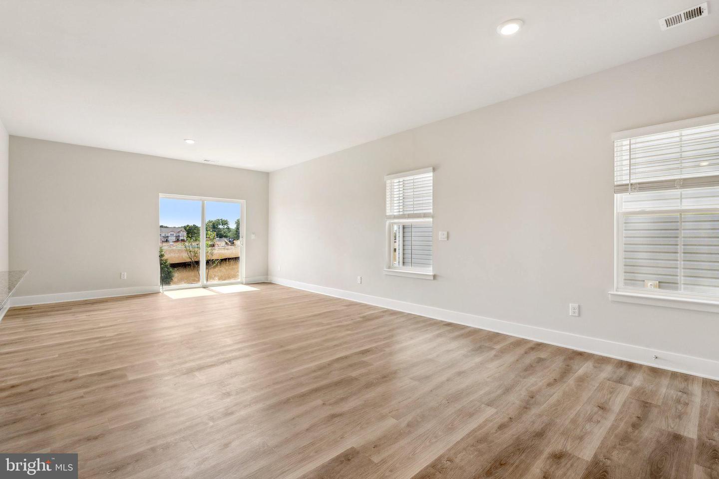 108 CHARING CROSS DR, STEPHENS CITY, Virginia 22655, 5 Bedrooms Bedrooms, ,3 BathroomsBathrooms,Residential,For sale,108 CHARING CROSS DR,VAFV2034628 MLS # VAFV2034628