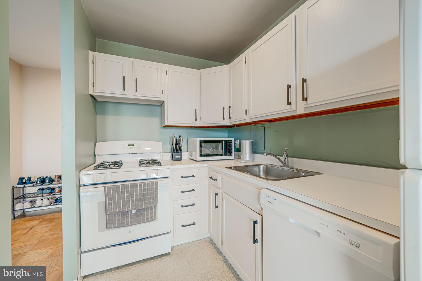 2800 WISCONSIN AVE NW #504, WASHINGTON, District Of Columbia 20007, 1 Bedroom Bedrooms, ,1 BathroomBathrooms,Residential,For sale,2800 WISCONSIN AVE NW #504,DCDC2203976 MLS # DCDC2203976
