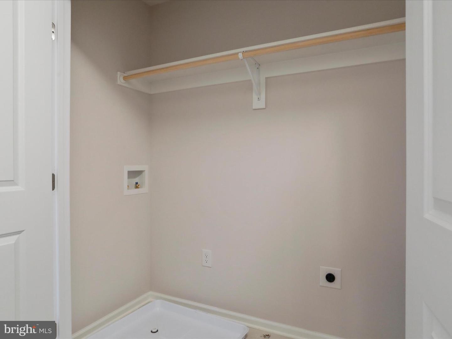 328 11TH ST W, FRONT ROYAL, Virginia 22630, 3 Bedrooms Bedrooms, ,3 BathroomsBathrooms,Residential,For sale,328 11TH ST W,VAWR2011372 MLS # VAWR2011372
