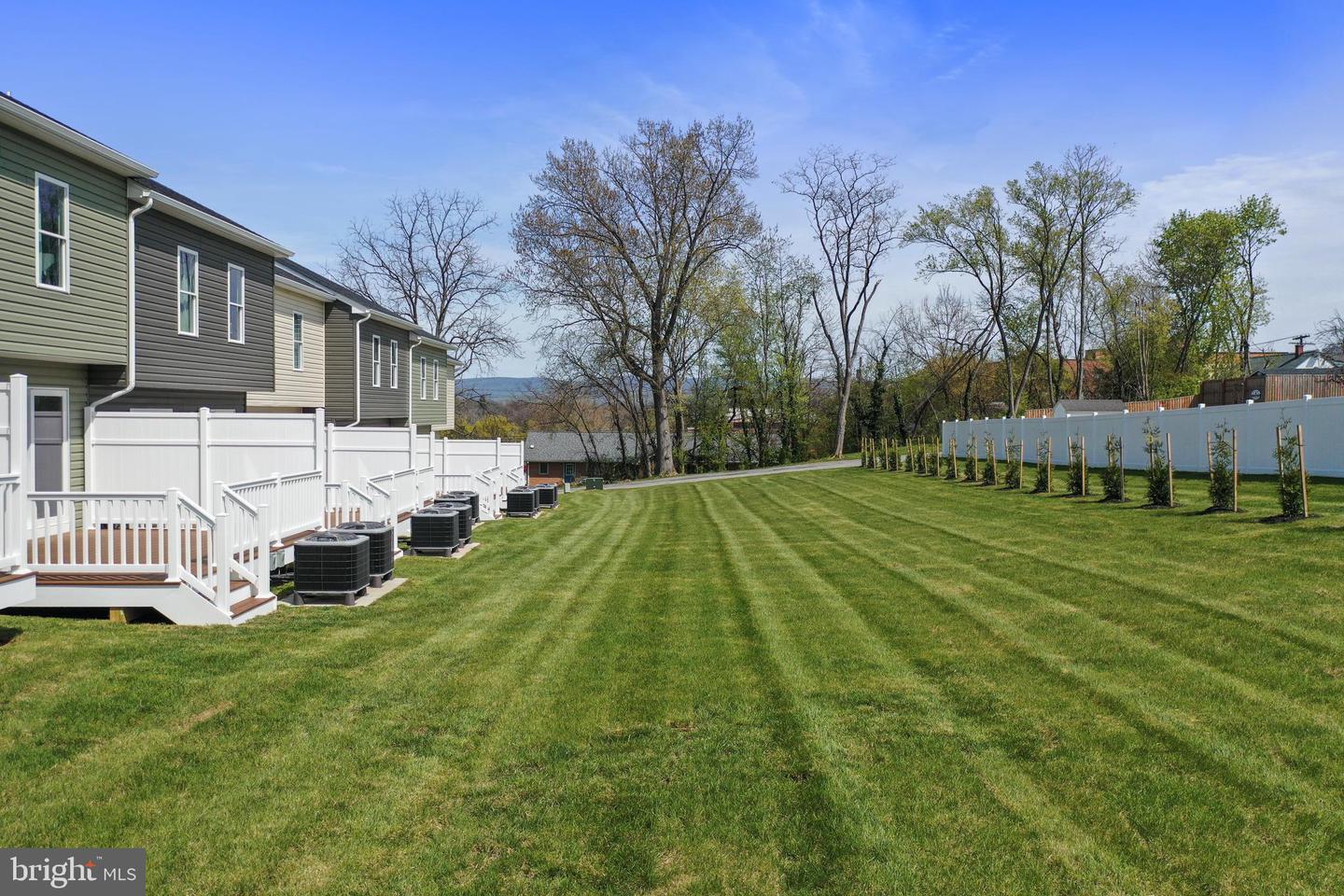 328 11TH ST W, FRONT ROYAL, Virginia 22630, 3 Bedrooms Bedrooms, ,3 BathroomsBathrooms,Residential,For sale,328 11TH ST W,VAWR2011372 MLS # VAWR2011372