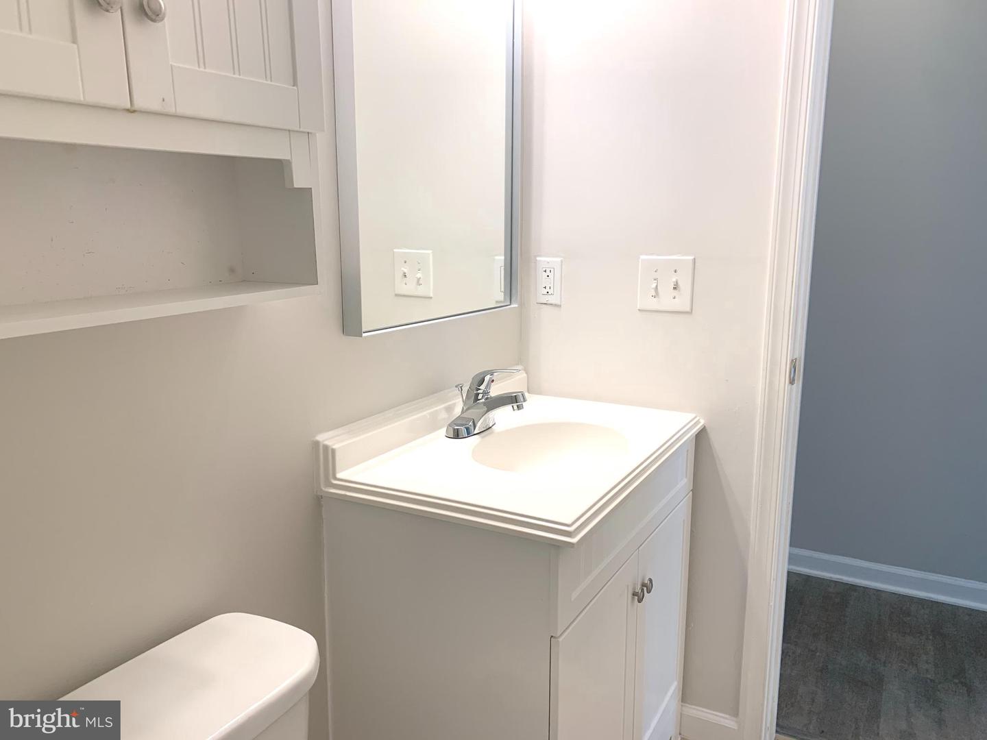 12107 GREEN LEDGE CT #202, FAIRFAX, Virginia 22033, 3 Bedrooms Bedrooms, ,2 BathroomsBathrooms,Residential,For sale,12107 GREEN LEDGE CT #202,VAFX2245238 MLS # VAFX2245238