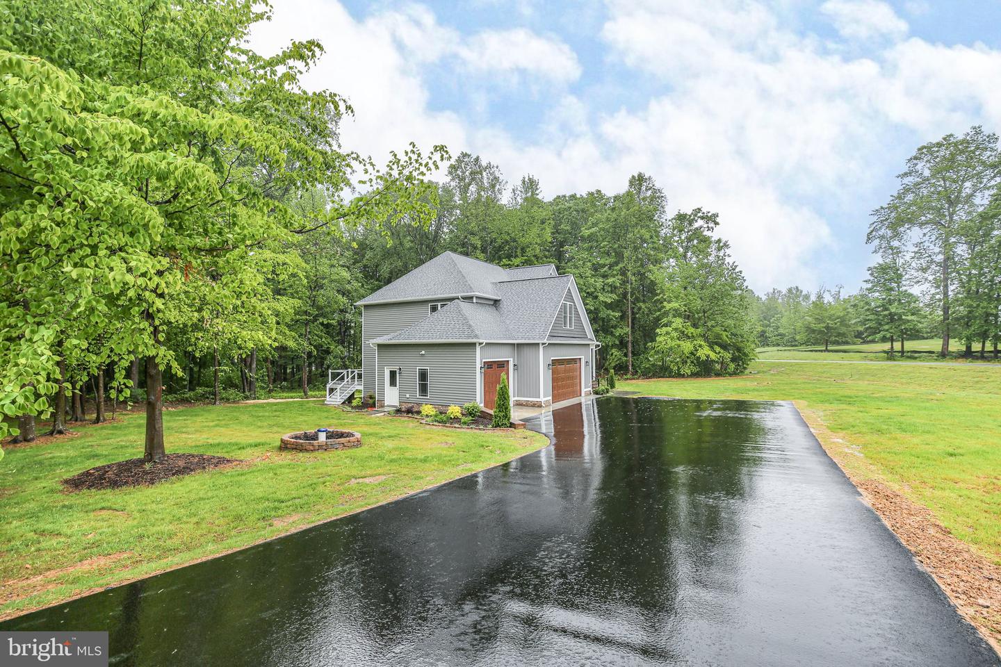 200 PROMISE LN, BUMPASS, Virginia 23024, 6 Bedrooms Bedrooms, 16 Rooms Rooms,4 BathroomsBathrooms,Residential,For sale,200 PROMISE LN,VALA2007966 MLS # VALA2007966